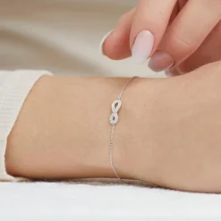 Armband 585er Weißgold 8 Diamanten 0,024 ct. DB0014