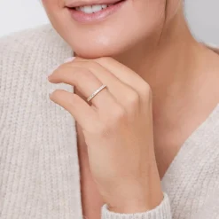 Damenring aus 8-karätigem Gold mit Zirkonia GR0210