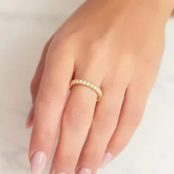 Damenring aus 8-karätigem Gold mit Zirkonia GR0210