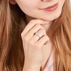 925er Silber Verlobungsring mit weißen Zirkonia VR0446