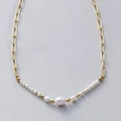 Kette Inka aus vergoldetem Edelstahl mit Perlen 022062