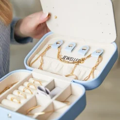 Schmucketui aus hellblauem Kunstleder GET0050