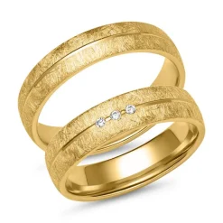 Trauringe aus Gold mit 3 Brillanten ER0083s