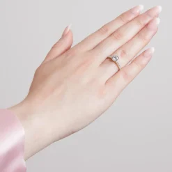 Verlobungsring aus Gelbgold mit Diamanten BDR0029-GSL